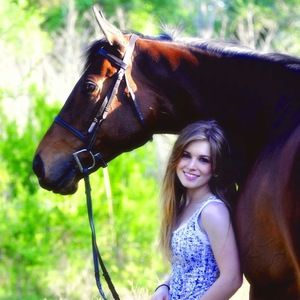 Meet your Posher, Jennifer